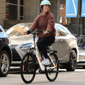 New Bill May Require Driver’s Licenses for Electric Bikes in California